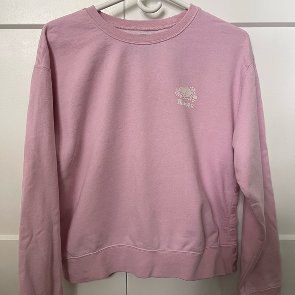 Roots Sweater - Picture 1 of 3